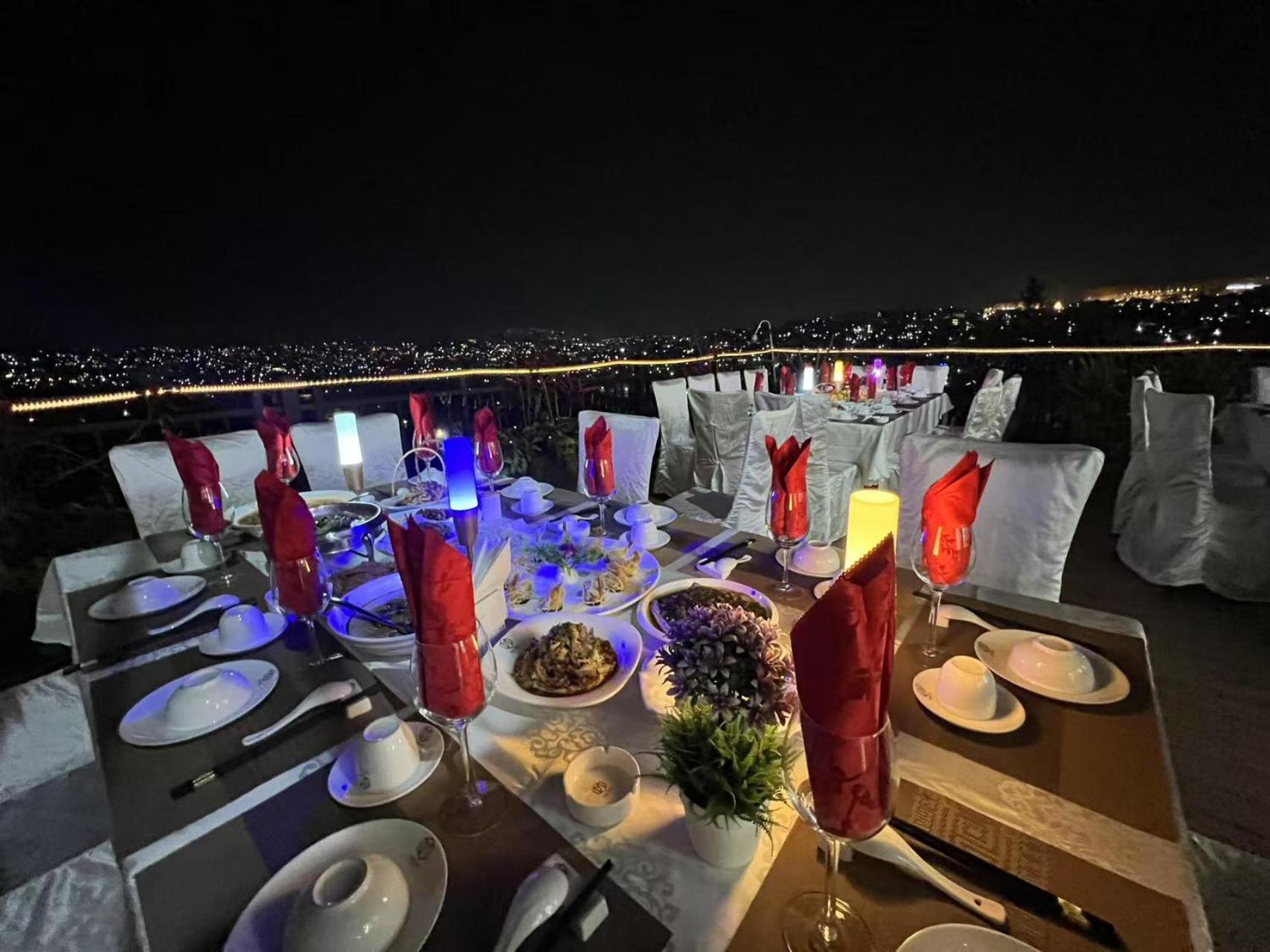 Dmall Hotel Kigali Exterior foto