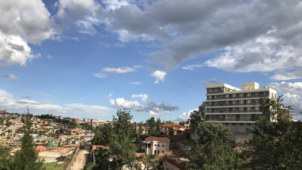 Dmall Hotel Kigali Exterior foto